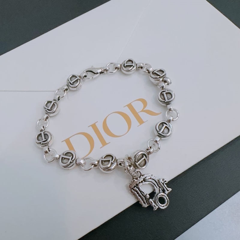 chr1st1an D10r necklaces